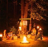 moondoggy - Around The Fire