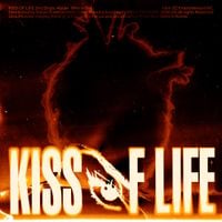 KISS OF LIFE - Who is she