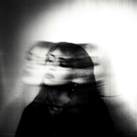 Ella Boh - BLURRY