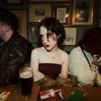 Hannah Grae - I Hate London
