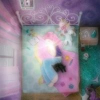 chloe moriondo - glow