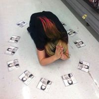 c4rl - Demi Lovato