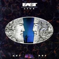 East - K&eacute;t Arc