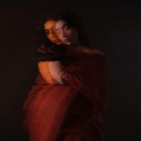 Nini Iris - I'M NOT MAD