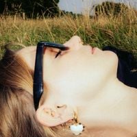 Levina - Invincible Summer