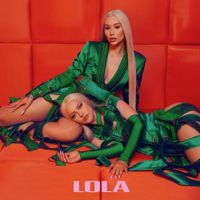 Iggy Azalea & Alice Chater - Lola