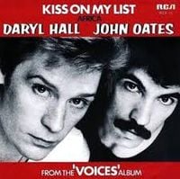 Daryl Hall & John Oates - Kiss on My List