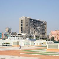 Carl Gari & Abdullah Miniawy - Darraje