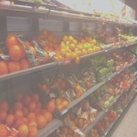 S U P E R M A R K E T 슈퍼마켓 - New Generation of Shopping