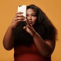 Lizzo - Phone