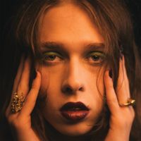 Lauren Auder - two caves in