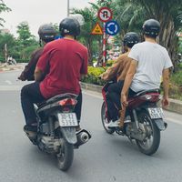 Những Đứa Trẻ - Con Đường