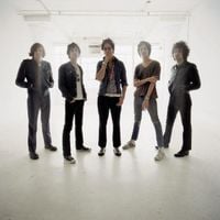 The Strokes & Regina Spektor - Modern Girls and Old Fashioned Men