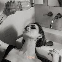 Uffie - Mine