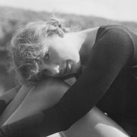 Taylor Swift - cardigan