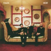 Fialta - Host