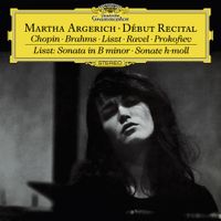 Martha Argerich - D&eacute;but Recital