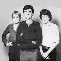 Talking Heads - Love &rarr; Building on Fire / New Feeling