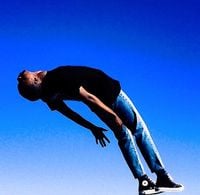 Vince Staples - Lift Me Up