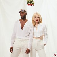 &Auml;ngie & Harrison First - follow the white rabbit