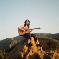 Laura Elliott - People Pleaser