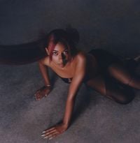 Ravyn Lenae - M.I.A.
