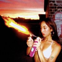 Florentino, Isabella Lovestory & MC Buzzz - Fuego