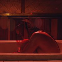 Jesse Jo Stark - A Pretty Place To Fall Apart