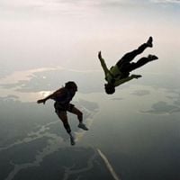 d4vd - Fly Away