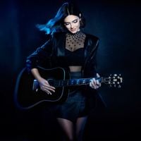 Mia Dim&scaron;ić - Guilty Pleasure