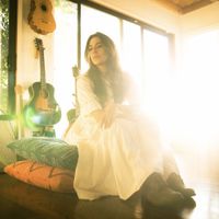 Haroula Rose - Catch The Light