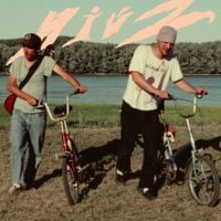 Hi&uacute;z - F&eacute;lig Szabad