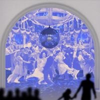 Grabbitz - Time Isn't Real (Deluxe Edition)