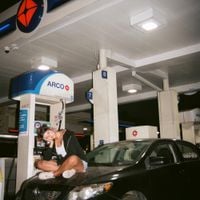 Eliza McLamb - Memos