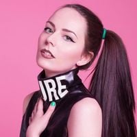 Hannah Diamond - Attachment