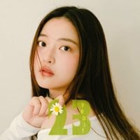 Yebit [예빛] - 23