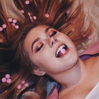 Leanna Firestone - Strawberry Mentos