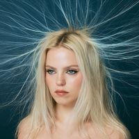 Rene&eacute; Rapp - Talk Too Much