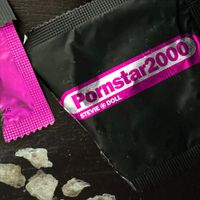 STEVIE DOLL - Pornstar2000