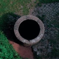 Lebanon Hanover - Besides the Abyss