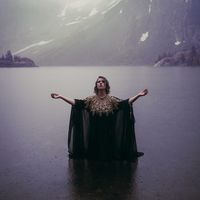 SPELLES - Diving Into the Arms of the Divine