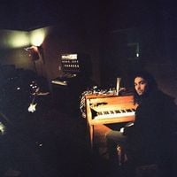 The War on Drugs - Holding On