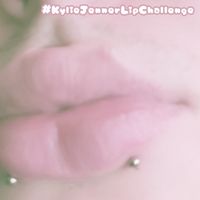 ox33n - Kylie Jenner Lip Challenge