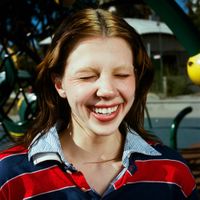 EMMY - Mouthful
