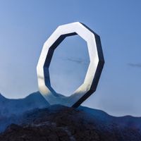 Hybrid Minds - Tides