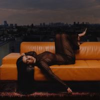 Kyana - BONJOUR TRISTESSE