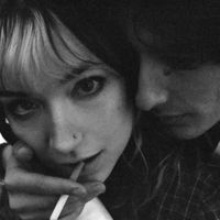 Flower Face - Cat's Cradle