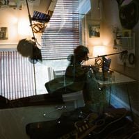 Cavetown - let them know they're on your mind (acoustic)