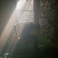 i don&rsquo;t like mirrors - fragile