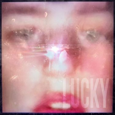Eilish Constance - LUCKY